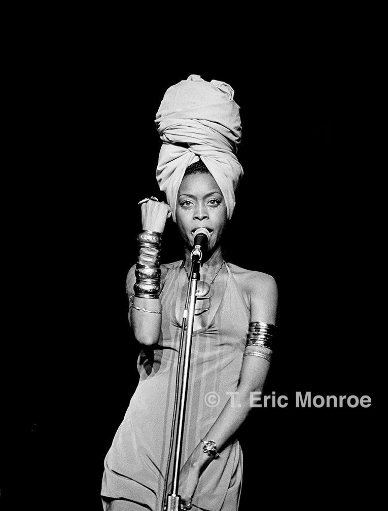 The Moment : Erykah Badu-T Dot Eric