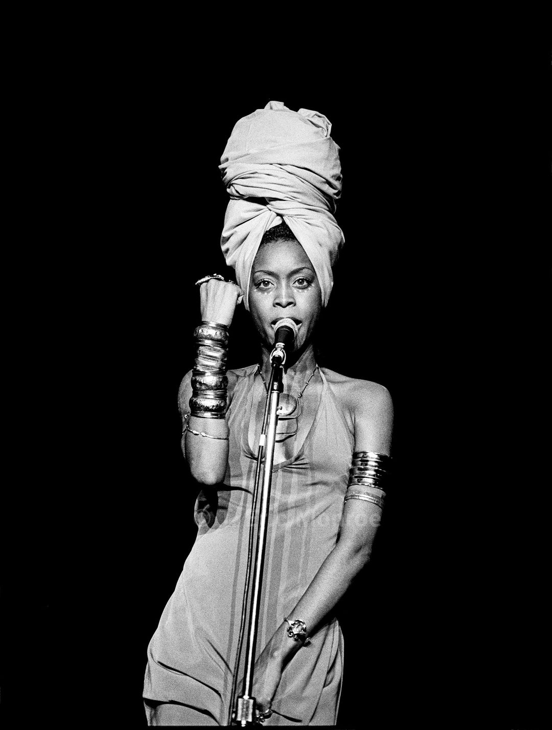 Erykah Badu, Power-T Dot Eric